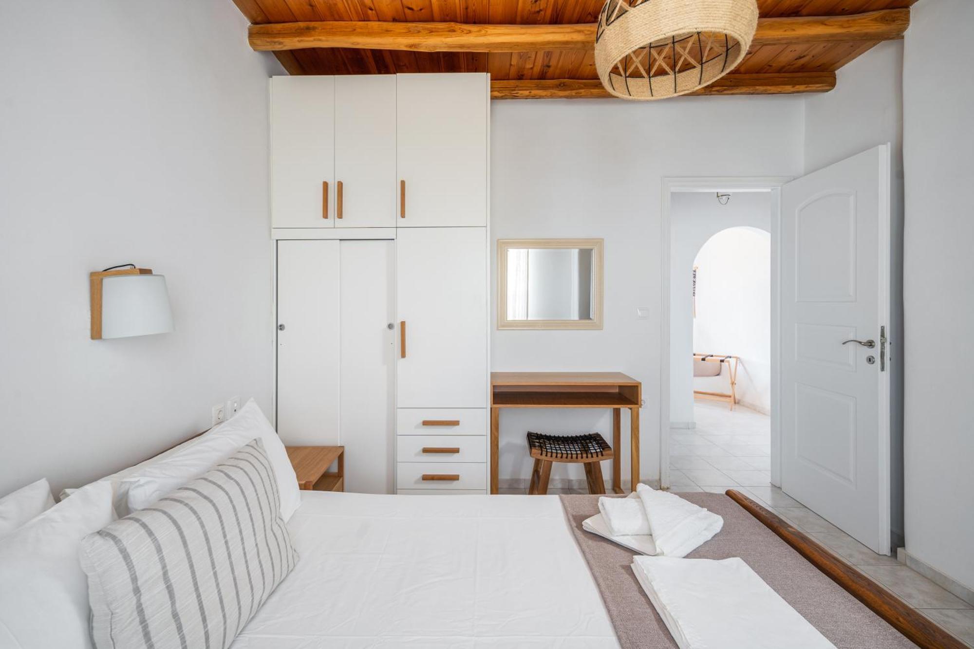 Galazio Seaside Apartments Livadakia Bilik gambar