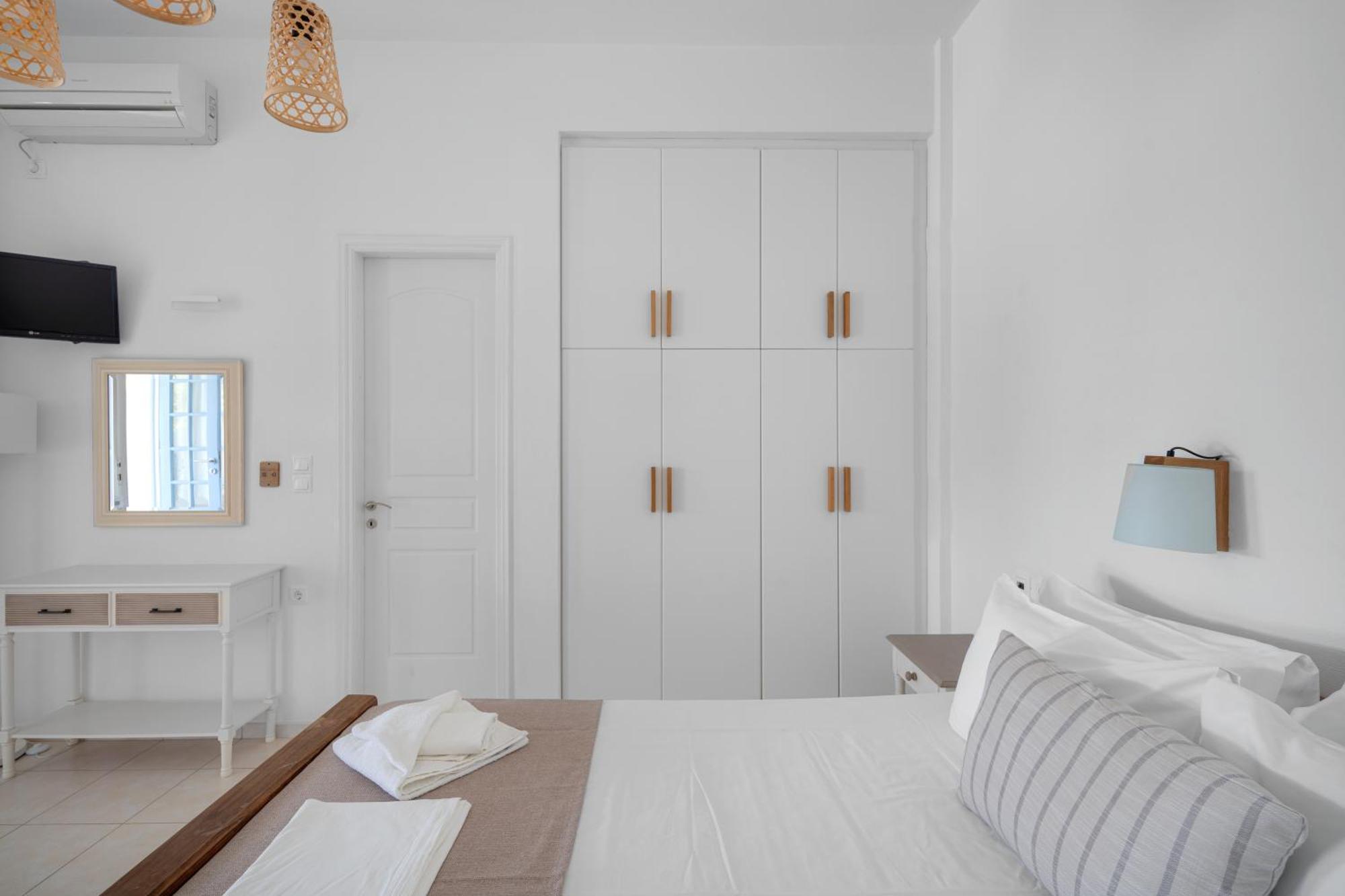 Galazio Seaside Apartments Livadakia Bilik gambar