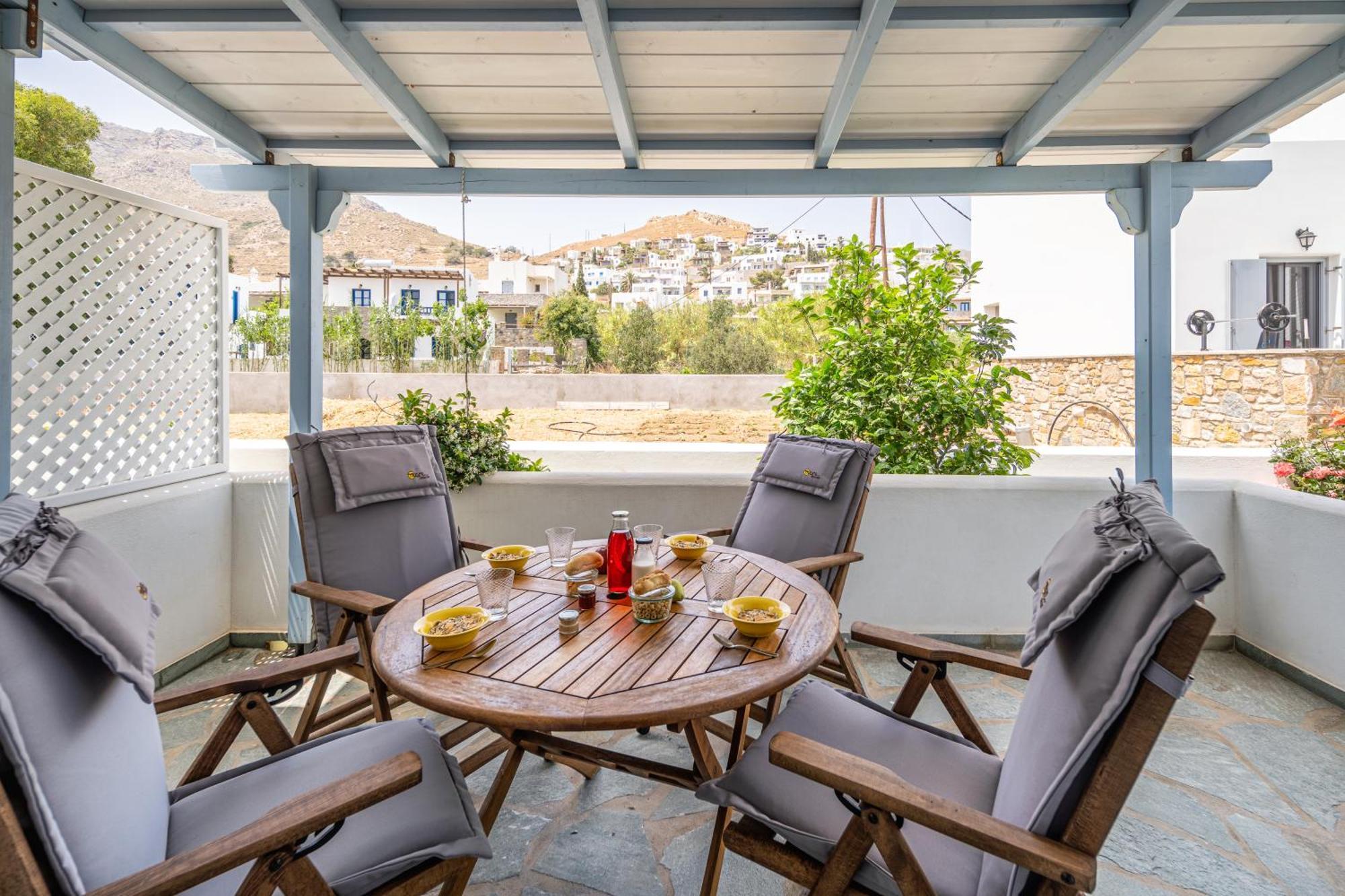 Galazio Seaside Apartments Livadakia Luaran gambar